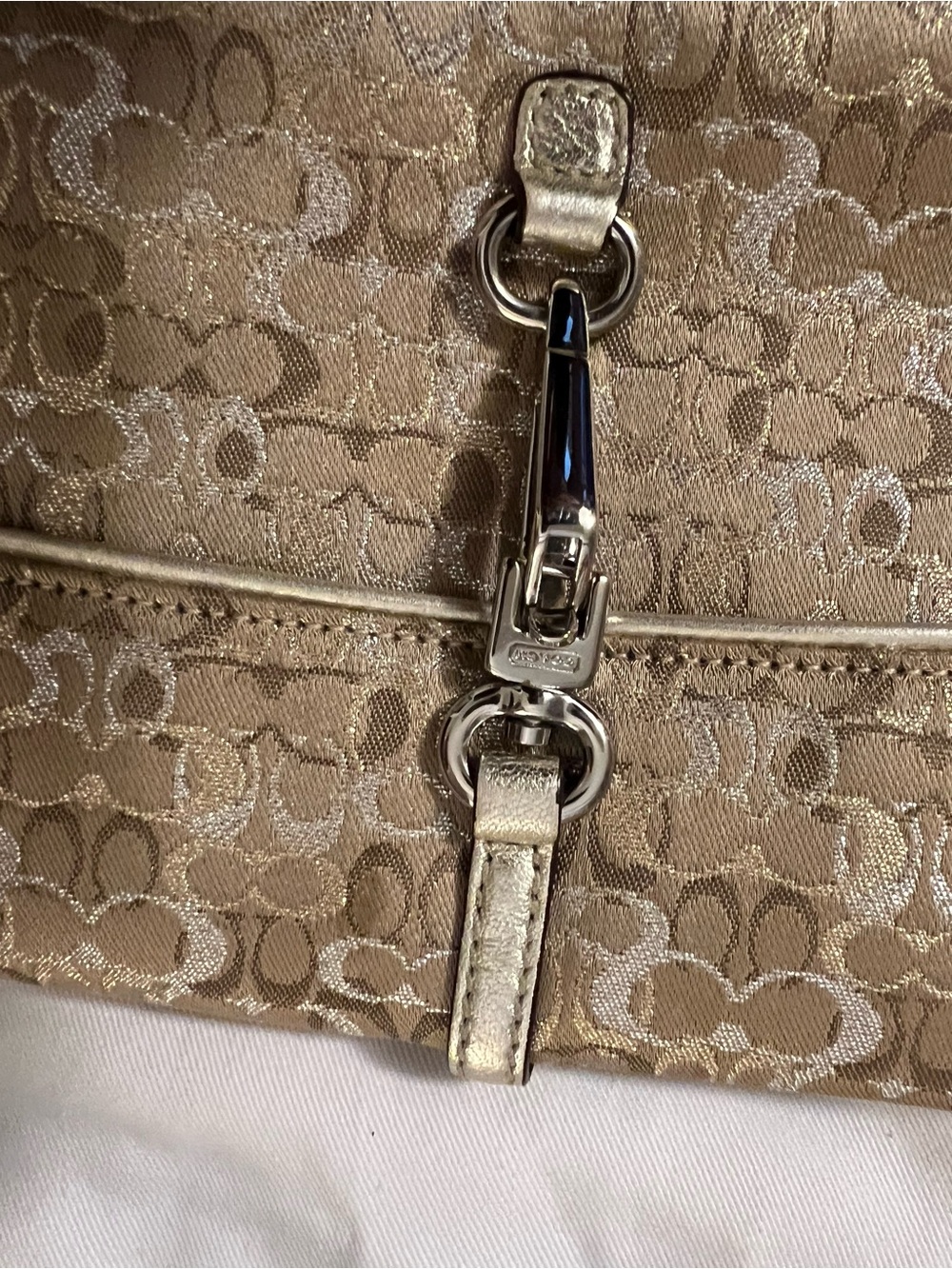 Coach Khaki Signature Jacquard Shoulder Bag with Gold Hardware - Picture 5 of 10